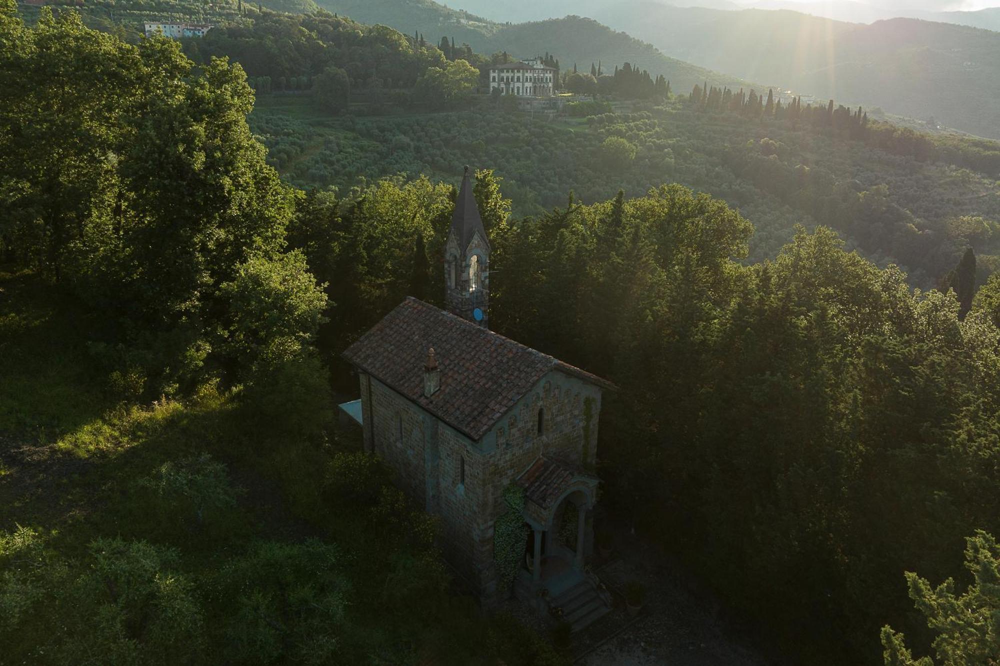 Chiesino Dei Vaioni Villa *
