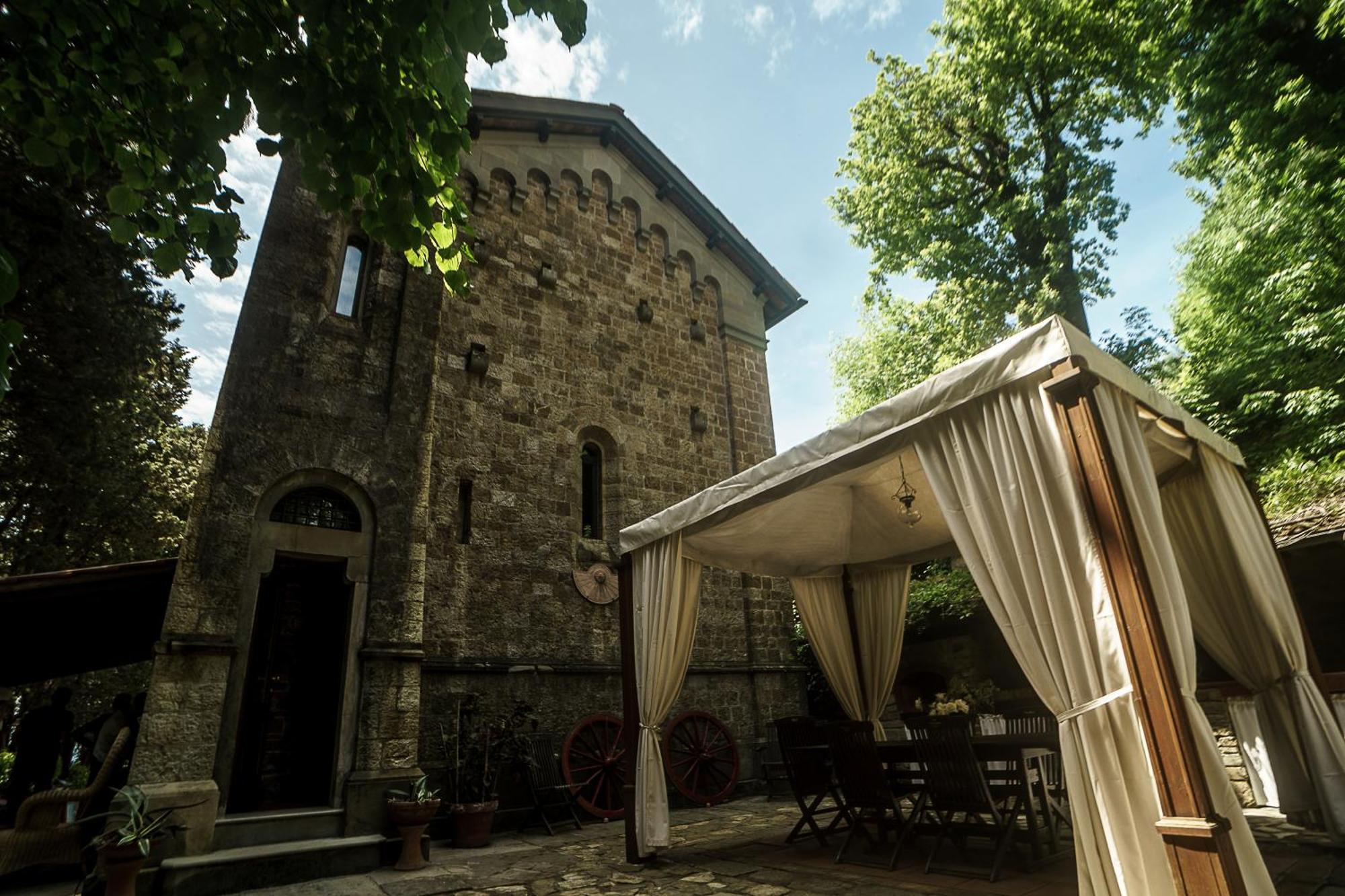 Chiesino Dei Vaioni Villa *