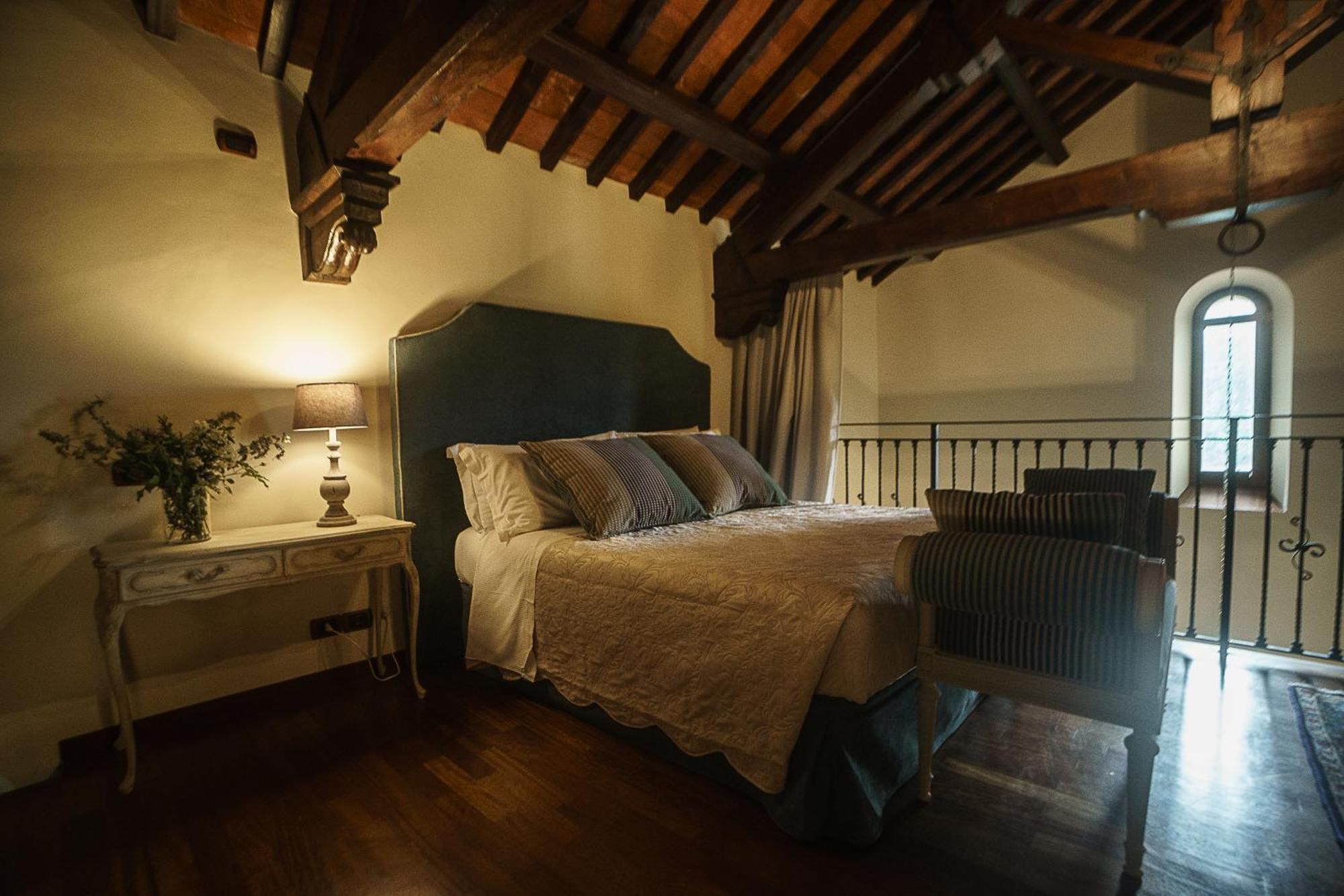 Chiesino Dei Vaioni Villa Pistoia